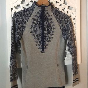 Athleta sweater hoodie